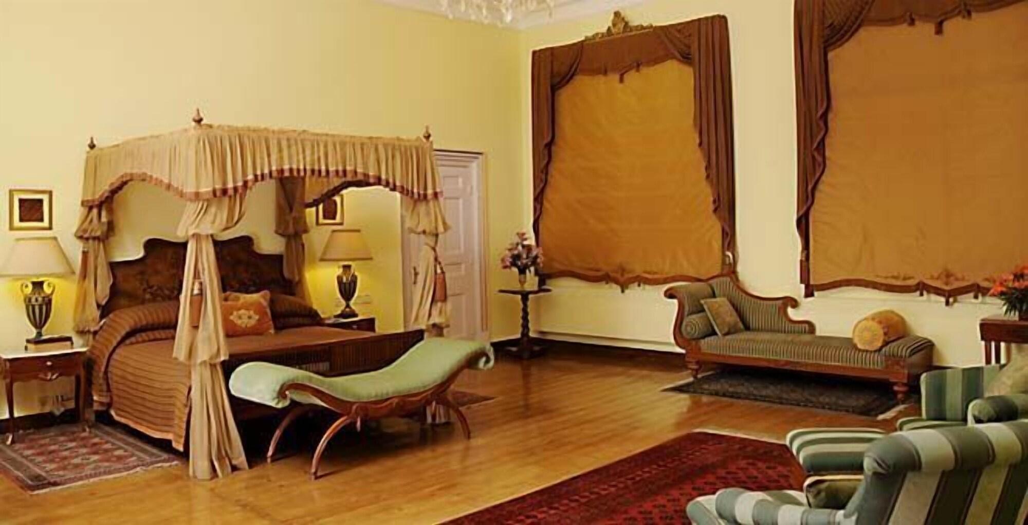 The Lalit Grand Palace Srinagar Номер фото